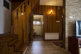 Дома для отпуска House of mountain peace Колашин Дом с 2 спальнями-13